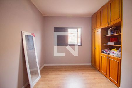 Casa à venda com 209m², 3 quartos e 3 vagasquarto 2