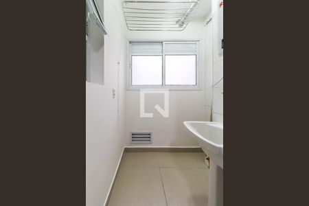 Apartamento para alugar com 70m², 3 quartos e 1 vagaÁrea de Serviço