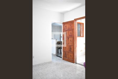 Sala de casa para alugar com 2 quartos, 100m² em Guaratiba, Rio de Janeiro