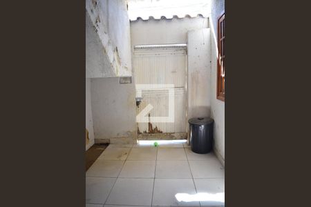 Casa para alugar com 100m², 2 quartos e sem vagaÁrea de Serviço