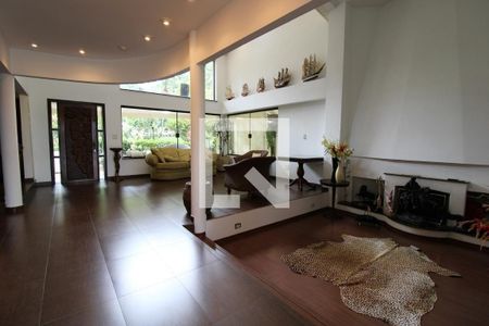 Casa de condomínio à venda com 700m², 5 quartos e 5 vagas