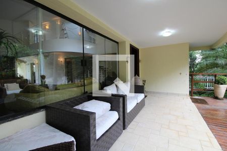 Casa de condomínio à venda com 700m², 5 quartos e 5 vagas