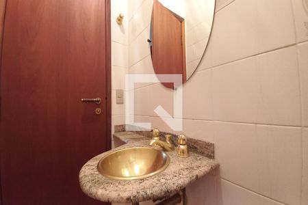 Lavabo de apartamento à venda com 4 quartos, 150m² em Cambuí, Campinas