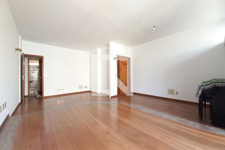 Sala de apartamento à venda com 4 quartos, 150m² em Cambuí, Campinas