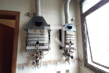 Apartamento à venda com 150m², 4 quartos e 2 vagas Apartamento à venda com 150m², 4 quartos e 2 vagasDetalhe da Área de Serviço