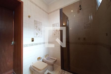 Apartamento à venda com 150m², 4 quartos e 2 vagas Apartamento à venda com 150m², 4 quartos e 2 vagasBanheiro da Suíte