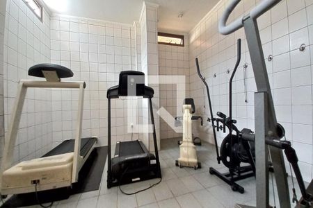 Apartamento à venda com 150m², 4 quartos e 2 vagas Apartamento à venda com 150m², 4 quartos e 2 vagasÁrea comum - Academia