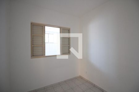 Quarto 1 de apartamento para alugar com 2 quartos, 42m² em Copacabana, Belo Horizonte