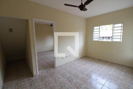 Sala de casa para alugar com 1 quarto, 50m² em Vila Santa Clara, São Paulo