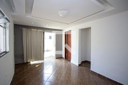 Sala de casa para alugar com 2 quartos, 50m² em Gradim, São Gonçalo