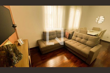 Sala de apartamento à venda com 3 quartos, 60m² em União, Belo Horizonte