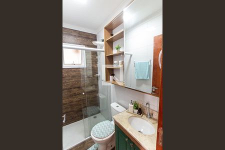 Banheiro de apartamento para alugar com 1 quarto, 45m² em Vila Constança, São Paulo
