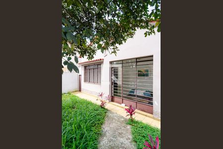 Casa à venda com 158m², 2 quartos e 4 vagasFachada