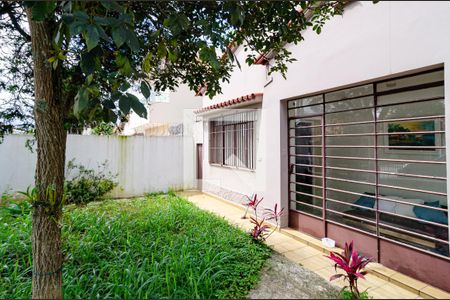 Casa à venda com 158m², 2 quartos e 4 vagasFachada