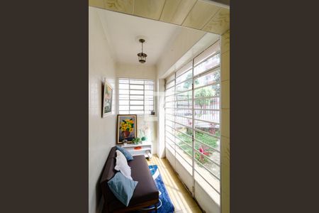 Casa à venda com 158m², 2 quartos e 4 vagasEntrada