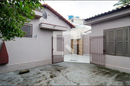 Casa à venda com 158m², 2 quartos e 4 vagasQuintal