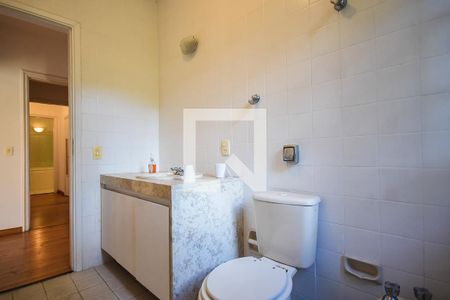 Casa à venda com 1m², 4 quartos e 2 vagasBanheiro