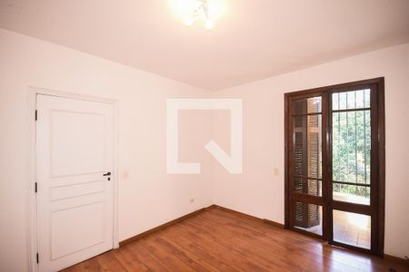 Casa à venda com 1m², 4 quartos e 2 vagasQuarto 1