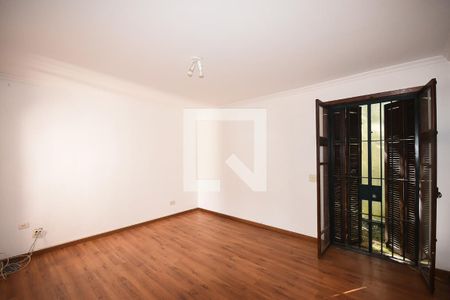 Casa à venda com 1m², 4 quartos e 2 vagasSuíte 2