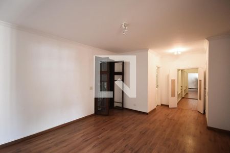 Casa à venda com 1m², 4 quartos e 2 vagasSuíte 2