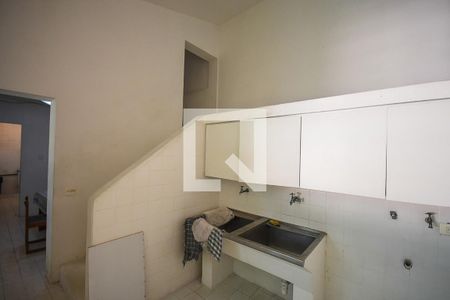 Casa à venda com 1m², 4 quartos e 2 vagasÁrea de serviço