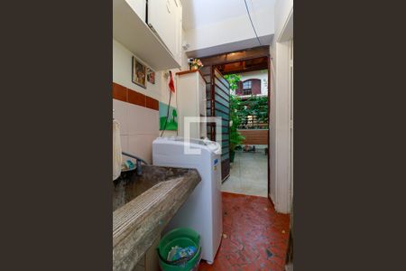 Casa à venda com 166m², 2 quartos e 1 vagaÁrea de Serviço