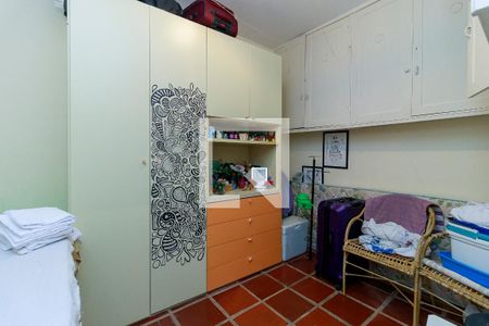 Casa à venda com 166m², 2 quartos e 1 vagaQuarto de Serviço