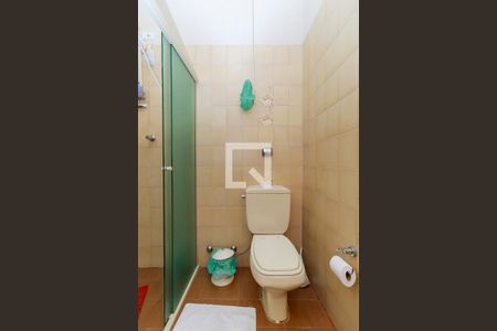 Casa à venda com 166m², 2 quartos e 1 vagaBanheiro