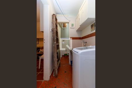 Casa à venda com 166m², 2 quartos e 1 vagaÁrea de Serviço