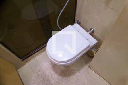 Apartamento à venda com 113m², 2 quartos e 1 vagaSuíte banheiro 