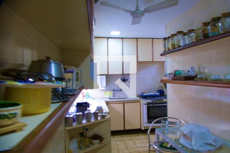 Apartamento à venda com 113m², 2 quartos e 1 vagaCopa / Cozinha 