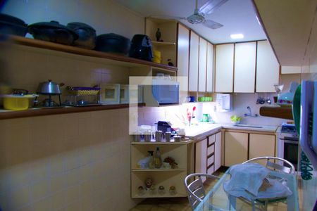 Apartamento à venda com 113m², 2 quartos e 1 vagaCopa / Cozinha 