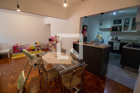 Apartamento à venda com 103m², 4 quartos e 1 vagaCopa