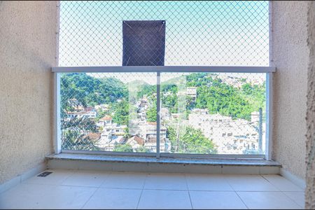 Sala de apartamento à venda com 3 quartos, 63m² em Fátima, Niterói