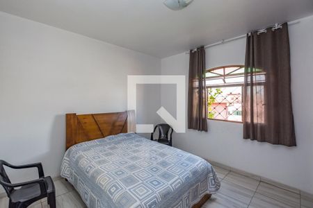 Casa à venda com 232m², 3 quartos e 5 vagasQuarto 2