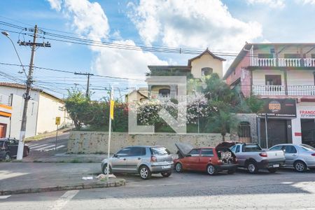 Casa à venda com 232m², 3 quartos e 5 vagasFachada