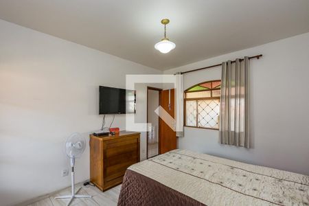 Casa à venda com 232m², 3 quartos e 5 vagasSuíte