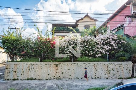 Casa à venda com 232m², 3 quartos e 5 vagasFachada