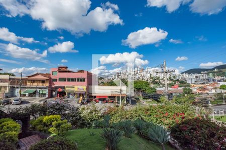 Casa à venda com 232m², 3 quartos e 5 vagasJardim - Entrada