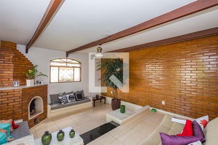 Sala 1 de casa à venda com 3 quartos, 232m² em Palmeiras, Belo Horizonte