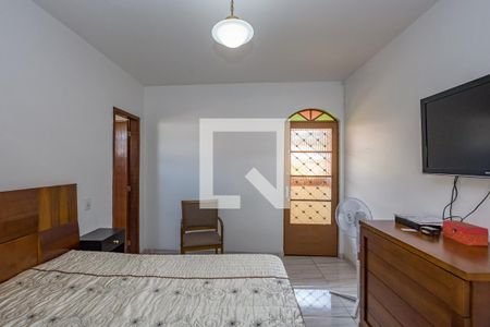 Casa à venda com 232m², 3 quartos e 5 vagasSuíte