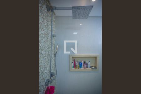 Apartamento à venda com 70m², 2 quartos e 2 vagasBanheiro 2 - Chuveiro