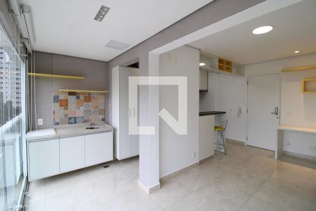 Sala e varanda  de apartamento para alugar com 1 quarto, 36m² em Perdizes, São Paulo