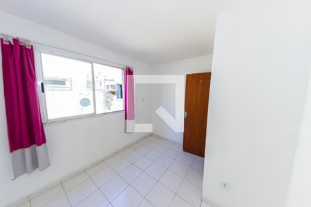 Quarto 1 de casa de condomínio para alugar com 2 quartos, 79m² em Oswaldo Cruz, Rio de Janeiro