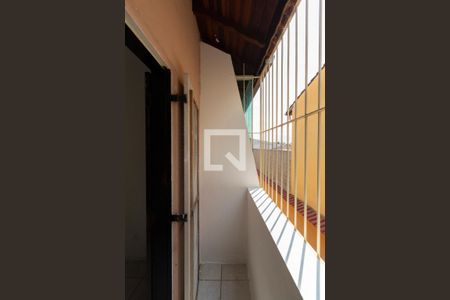 Casa de condomínio para alugar com 90m², 2 quartos e 1 vaga Casa de condomínio para alugar com 90m², 2 quartos e 1 vagaSacada Quarto 2