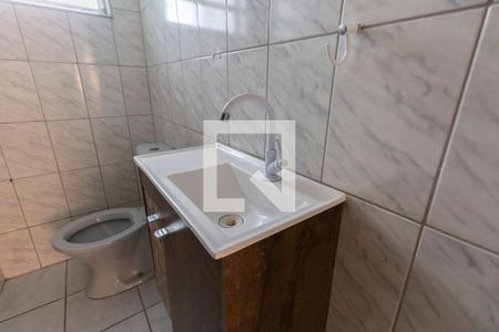 Lavabo de casa de condomínio para alugar com 2 quartos, 90m² em Jardim Matarazzo, São Paulo