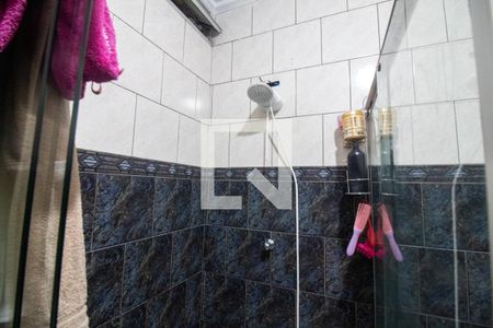 Casa à venda com 220m², 4 quartos e 3 vagas Casa à venda com 220m², 4 quartos e 3 vagasBanheiro