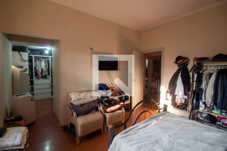 Casa à venda com 220m², 4 quartos e 3 vagas Casa à venda com 220m², 4 quartos e 3 vagasQuarto 3 - Suíte