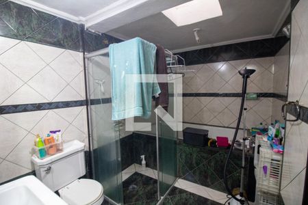 Casa à venda com 220m², 4 quartos e 3 vagas Casa à venda com 220m², 4 quartos e 3 vagasBanheiro da Suíte