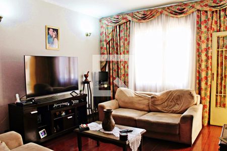 Sala de casa para alugar com 2 quartos, 350m² em Vila Correa, Ferraz de Vasconcelos